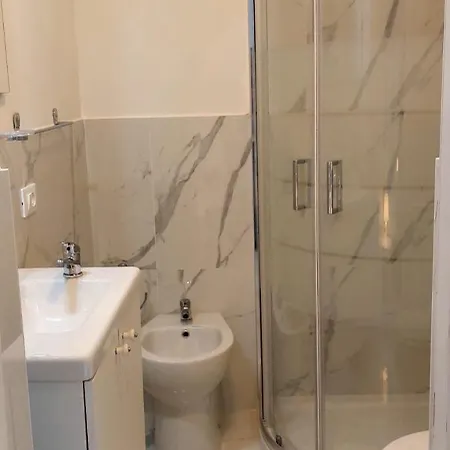 Modern Ground Floor 5min Walk To With Ac - Il Lupo Affitta Apartment *