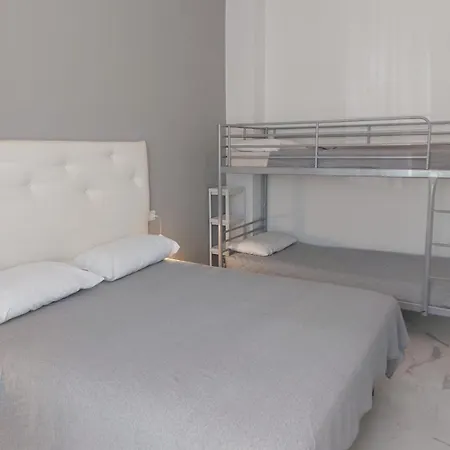 Modern Ground Floor 5min Walk To With Ac - Il Lupo Affitta Lejlighed Cattolica