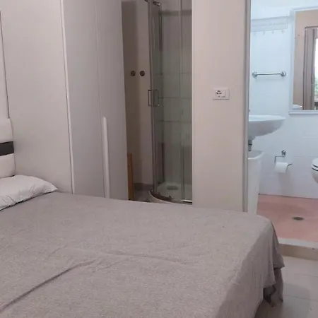 Modern Ground Floor 5min Walk To With Ac - Il Lupo Affitta * Cattolica