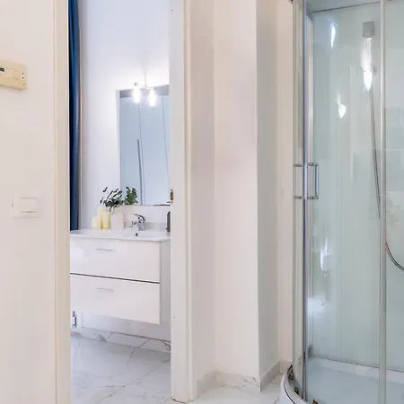 Modern Ground Floor 5min Walk To With Ac - Il Lupo Affitta