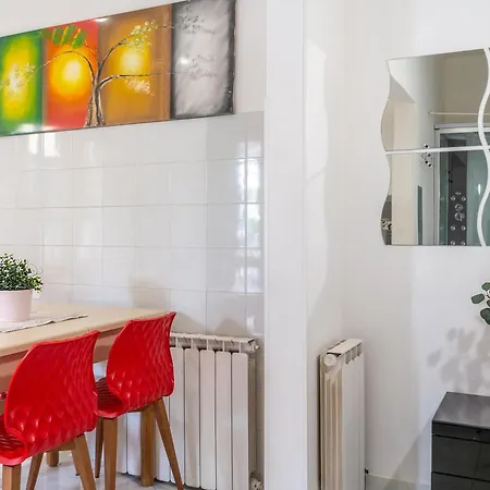 Modern Ground Floor 5min Walk To With Ac - Il Lupo Affitta Apartment