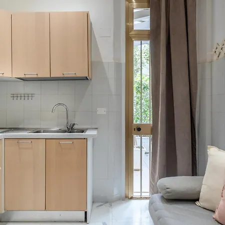 Modern Ground Floor 5min Walk To With Ac - Il Lupo Affitta Apartment *
